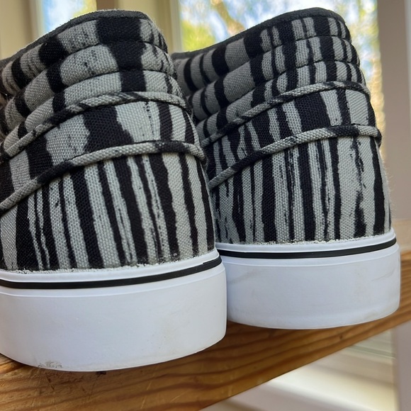 Stefan Janoski Gray Tiger Stripe, Mid Premium, Men's 10 - Picture 10 of 13